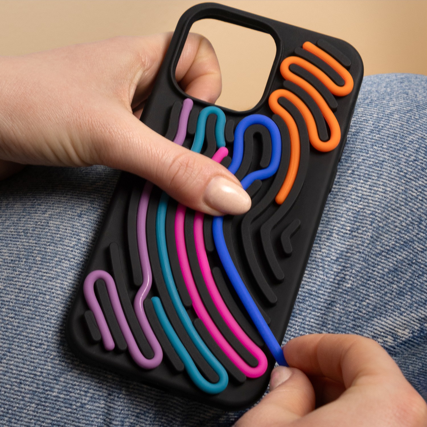 Apple iPhone 17 DIY Snake Silicon Hátlap - Fekete
